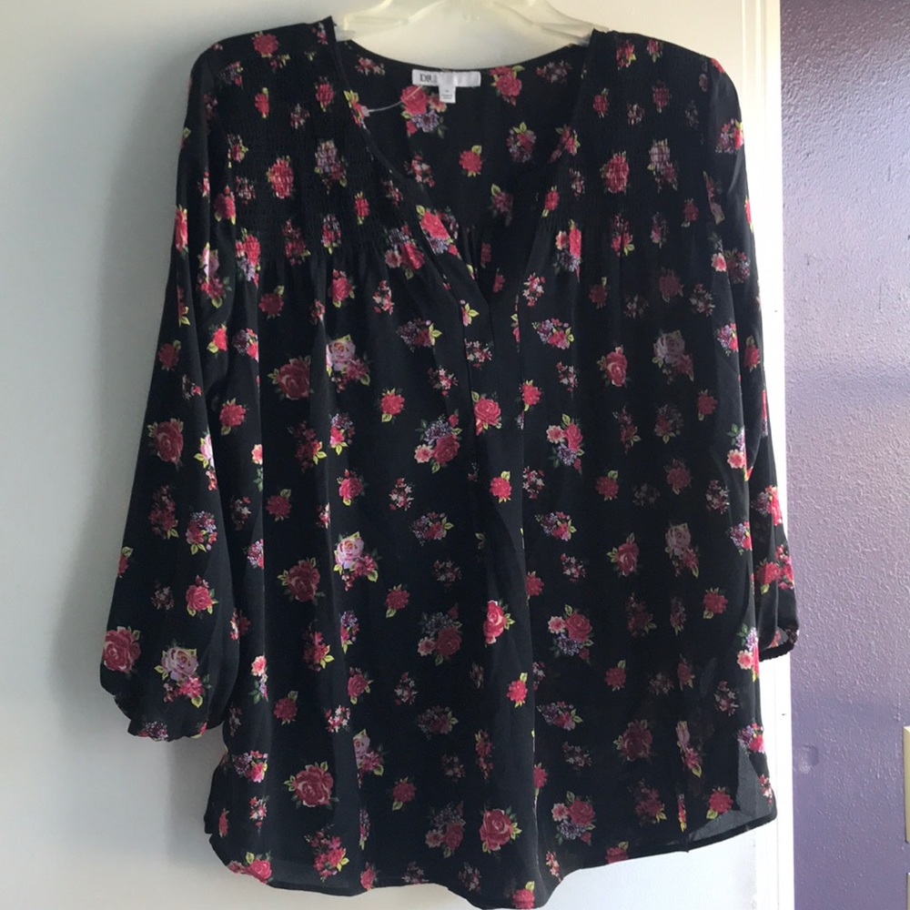 Black and Floral Flowy Top